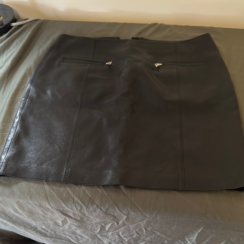 Ann Taylor Black Mini Pencil Skirt Cocktail